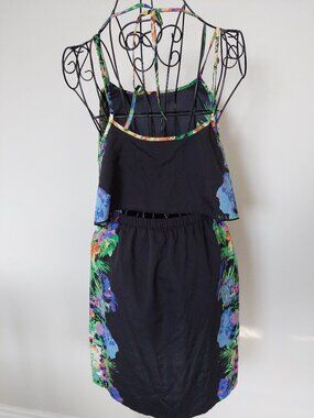 Jessica Simpson Size M Black Floral Summer dress